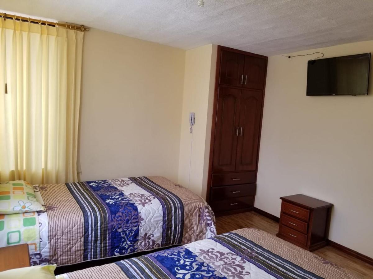 Hostal El Confort Quito Norte Esterno foto